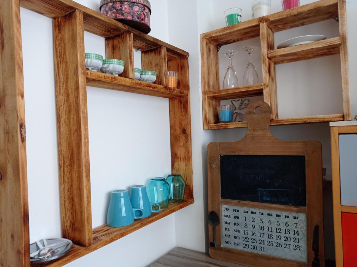 New! Great Location! Vibrant Downtown, Talpiot Market, Flea Market, Carmel Beach, Close To Everywhere Apartment Haifa Ngoại thất bức ảnh